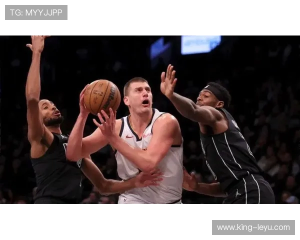 穆雷挡拆牵制为约基奇拉开空间较上季更高效