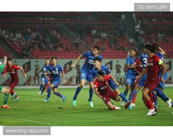 场上对队友犯规算犯规吗？裁判判罚背后规则解析